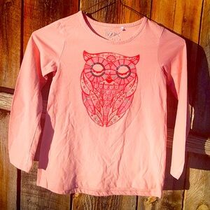 Cute girls shirt. Size S
